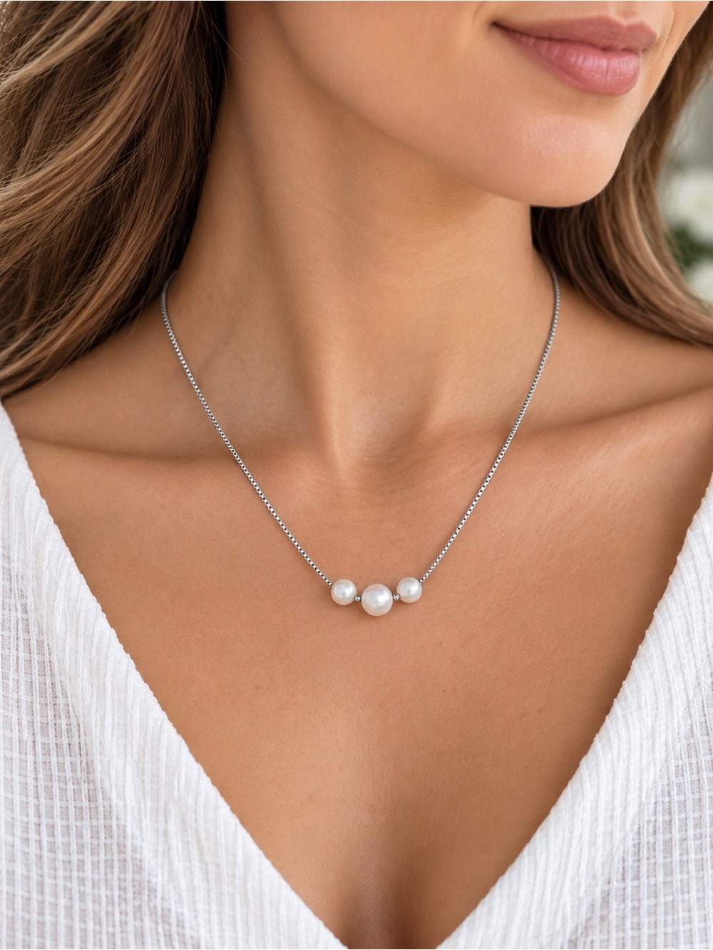 White Pearl Trio Silver Tone Chain Necklace 16”